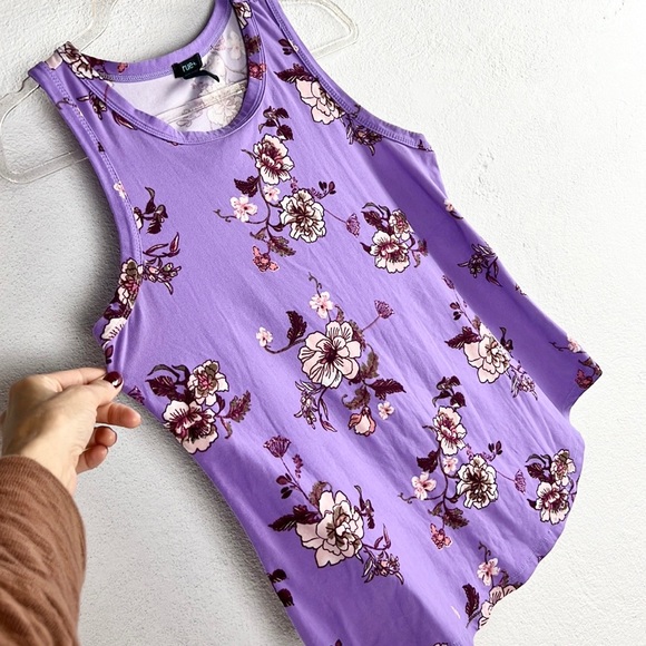 RUE21 | 🌸💜 Floral Print Soft Stretchy Tank Top - Picture 2 of 6